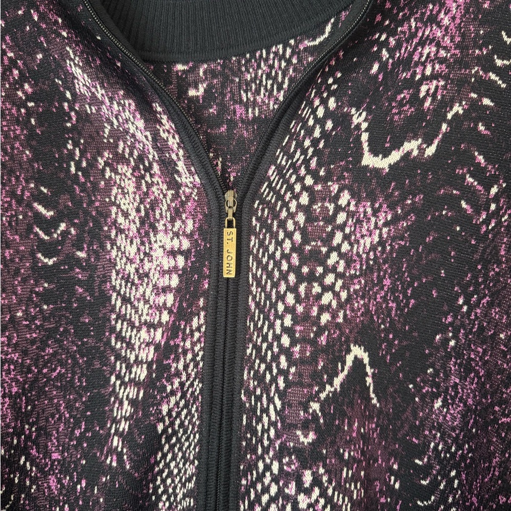 St. John Sport Knit Twin Set Cardigan and Matching Shell - Picture 6 of 8